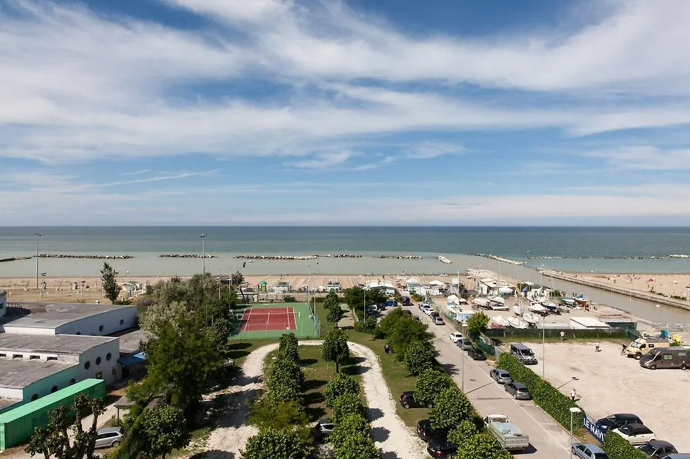 Hotel Cormoran Riccione 2*,  Italia