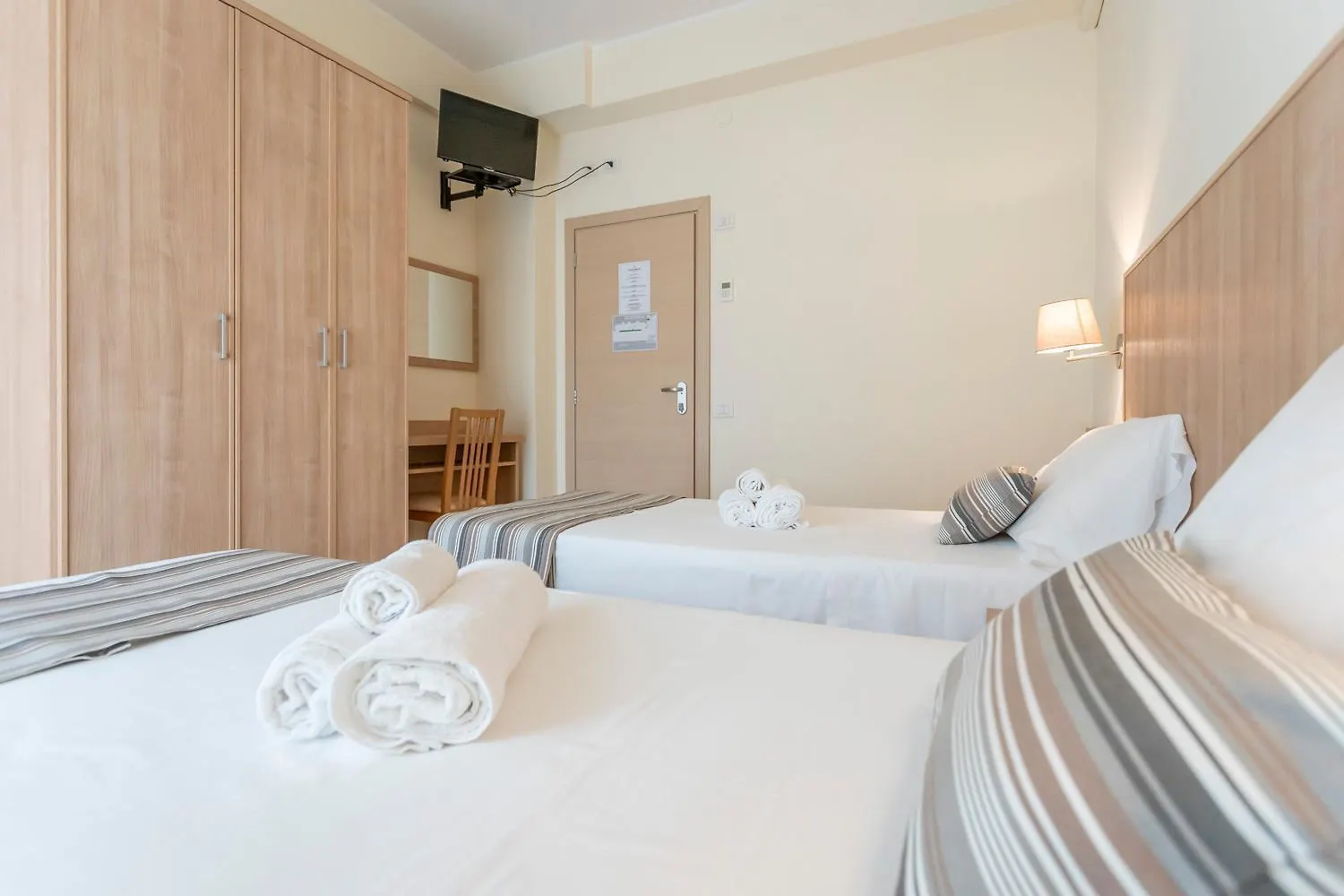 Hotel Cormoran Riccione 2*,  Italy